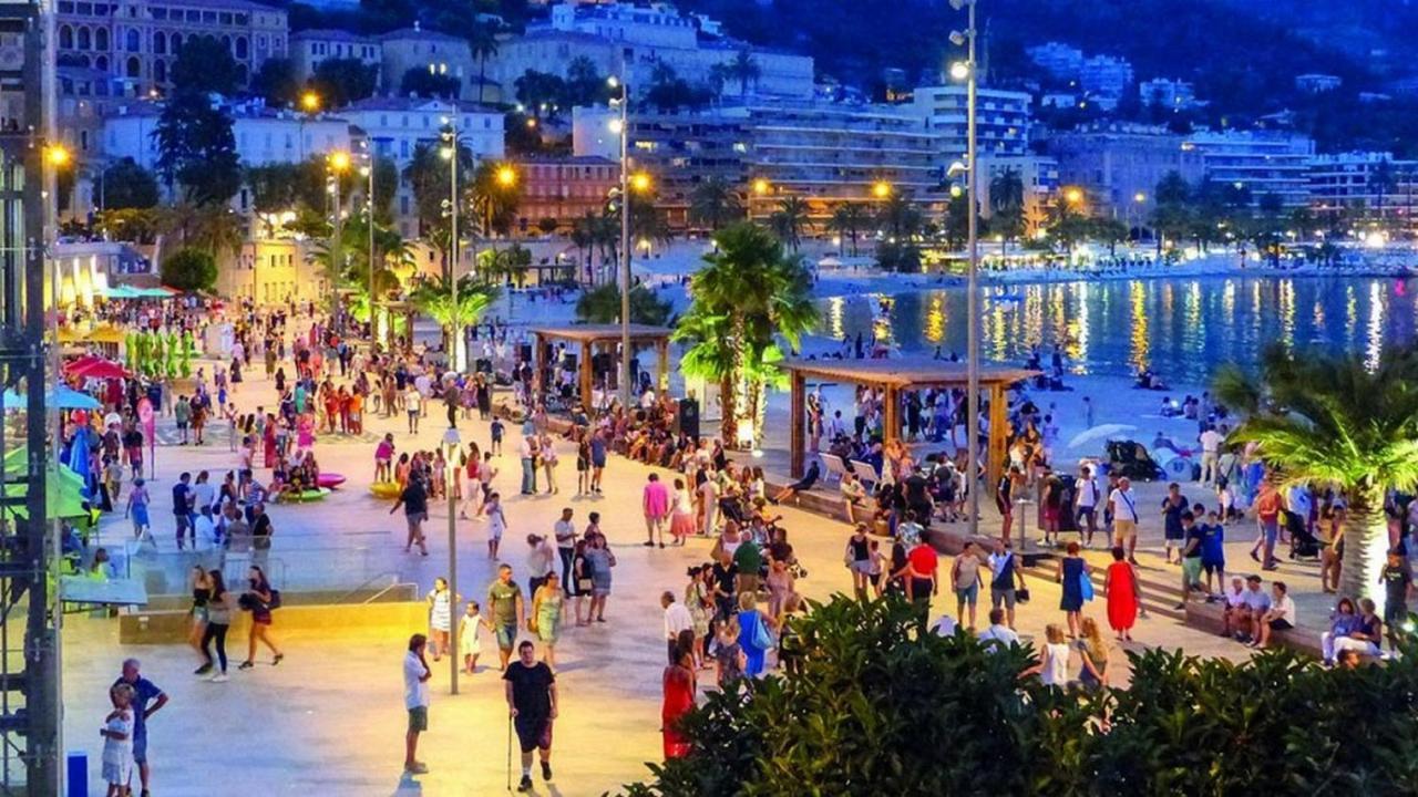 Menton, Centre Historique, Vue Mer Kültér fotó