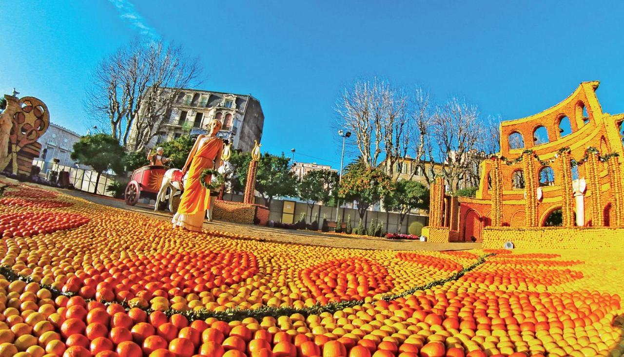 Menton, Centre Historique, Vue Mer Kültér fotó