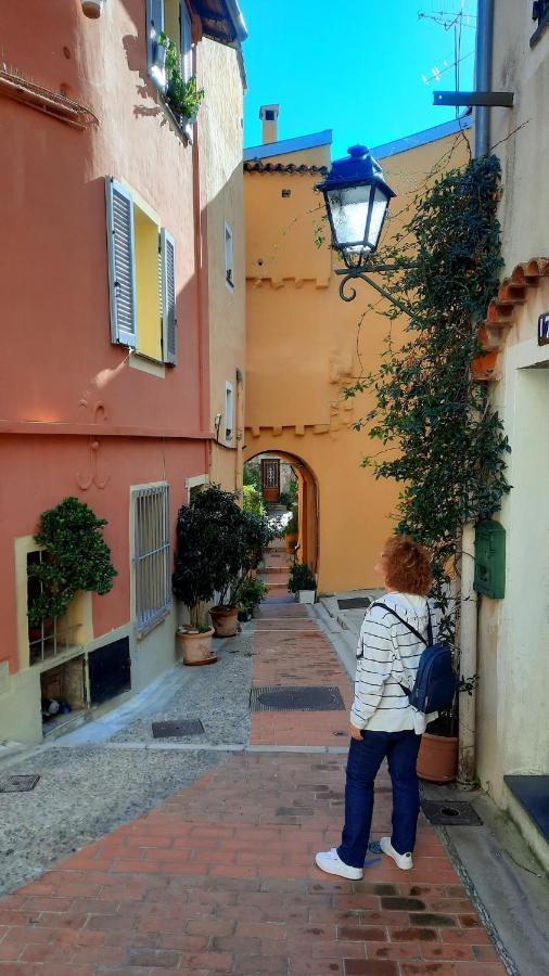 Menton, Centre Historique, Vue Mer Kültér fotó