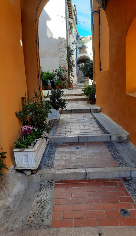 Menton, Centre Historique, Vue Mer Kültér fotó